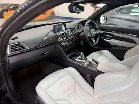 BMW M4 3.0 BiTurbo Coupe 2dr Petrol DCT Euro 6 (s/s) (431 ps) 35