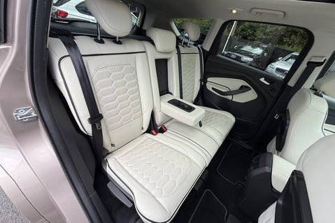 Ford Kuga VIGNALE TDCI AUTO - MILANO GRIGIO PAINT - PAN ROOF -APPEARANCE PACK 30