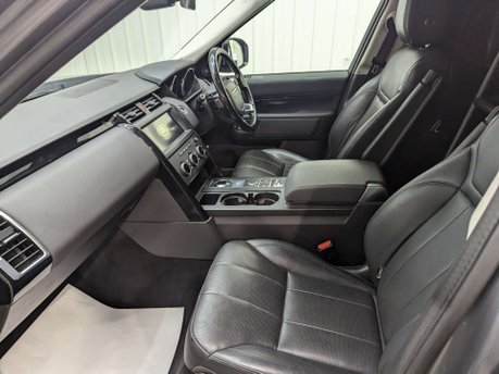 Land Rover Discovery 3.0 Discovery SE SDV6 Auto 4WD 52