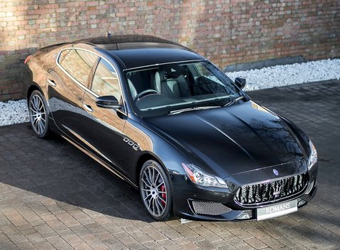 Maserati Quattroporte DV6 8