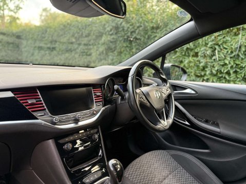 Vauxhall Astra 1.4 Astra SRi Nav T 5dr 16
