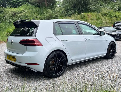 Volkswagen Golf 2.0 Golf R TSi 4WD 5dr 5
