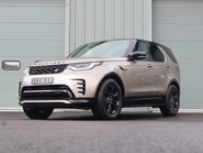 Land Rover Discovery R-DYNAMIC SE MHEV STYLED BY SEEKER 1