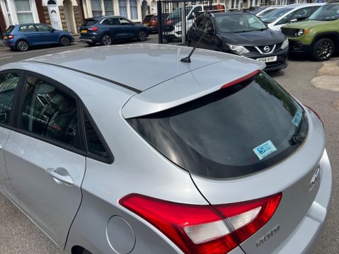 Hyundai i30 1.6 Active Auto Euro 5 5dr 16