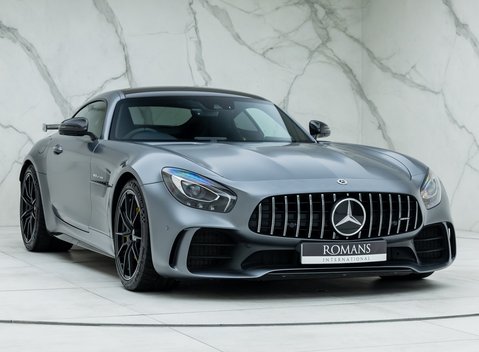 Mercedes-Benz AMG GT R Premium 6