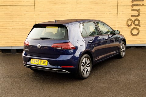 Volkswagen Golf E-GOLF 2