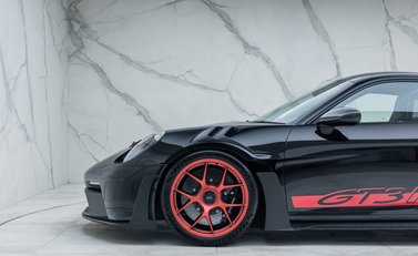 Porsche 911 GT3 RS (992) 40