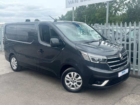 Renault Trafic 2.0 dCi Blue SL28 Sport Panel Van 5dr Diesel Manual L1 H1 Euro 6 (s/s) (130 9