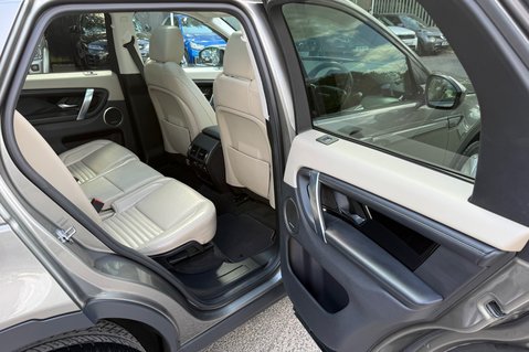 Land Rover Discovery Sport HSE MHEV -PAN ROOF -APPLE CARPLAY -MERIDIAN -ELECTRIC TOWBAR 33