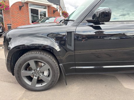 Land Rover Defender 3.0 D350 MHEV X-Dynamic HSE Auto 4WD Euro 6 (s/s) 3dr 7