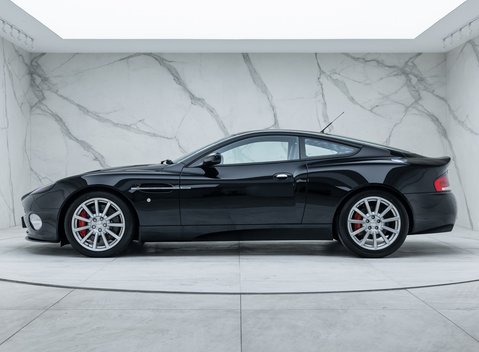 Aston Martin Vanquish S Ultimate 5