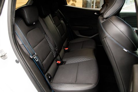 Renault Clio ESPRIT ALPINE TCE 37