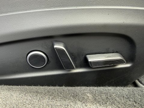 Tesla Model 3 (Dual Motor) Long Range Saloon 4dr Electric Auto 4WDE (306 ps) 32