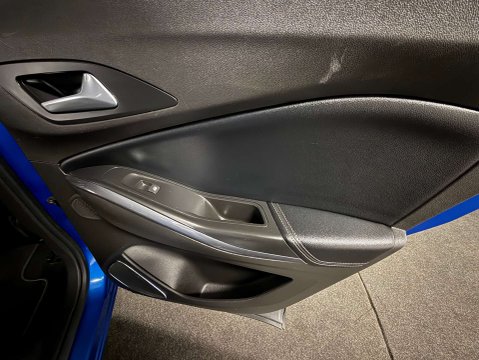 Vauxhall Grandland X 1.6 Grandland X SRi Nav Hybrid4 Auto 4WD 5dr 31