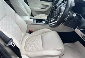 Jaguar XE 2.0 P250i HSE AUTO PETROL 2