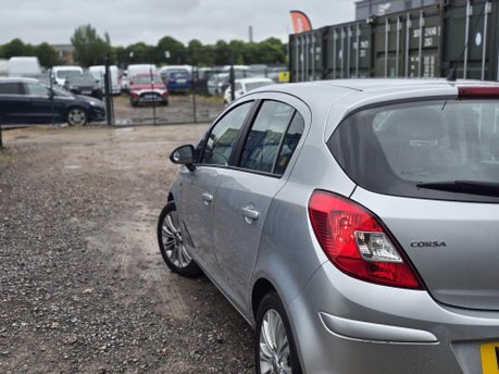 Vauxhall Corsa 1.4 16V SE Hatchback 5dr Petrol Auto Euro 5 (100 ps) 12