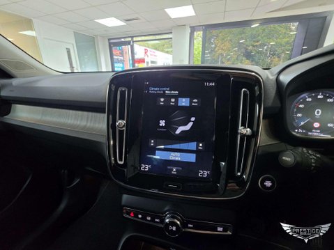 Volvo XC40 1.5 T3 Inscription Euro 6 (s/s) 5dr 36