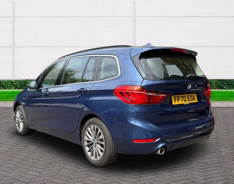 BMW 2 Series 1.5 218i Luxury Auto 5dr 8