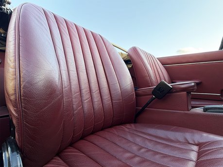 Jaguar E-Type Series 3 OTS Roadster 46