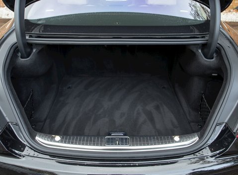 Mercedes-Benz S63 AMG Coupe 28