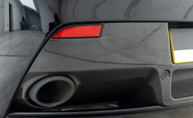 Aston Martin V12 Vantage S Roadster 28