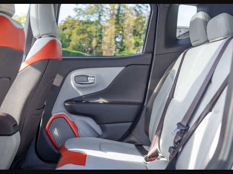 Jeep Renegade 2.0 Renegade Limited Edition MultiJet 4x4 4WD 5dr 16