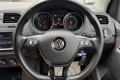 Volkswagen Polo SE TSI - £20 ROAD TAX - 9 SERVICES RECORDED - NEW MOT  4