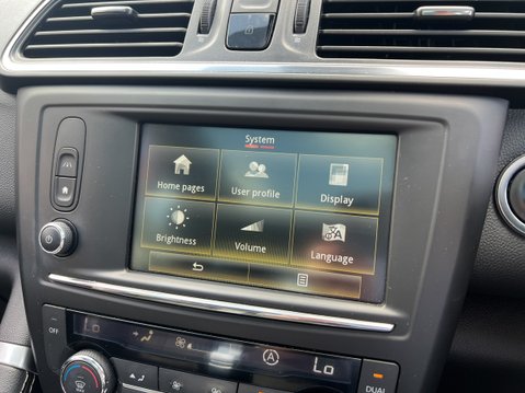 Renault Kadjar 1.5 dCi Signature Nav SUV 5dr Diesel EDC Euro 6 (s/s) (110 ps) 35