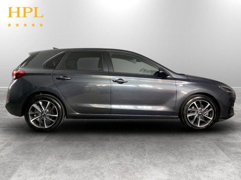 Hyundai i30 1.0 T-GDi MHEV Premium Hatchback 5dr Petrol Hybrid Manual Euro 6 (s/s) (120 8