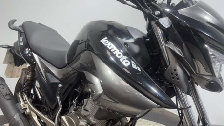 Lexmoto Isca 2024 11K RUNNING PROJECT BIKE LEARNER 125CC 20
