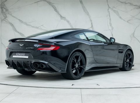 Aston Martin Vanquish S Ultimate 2