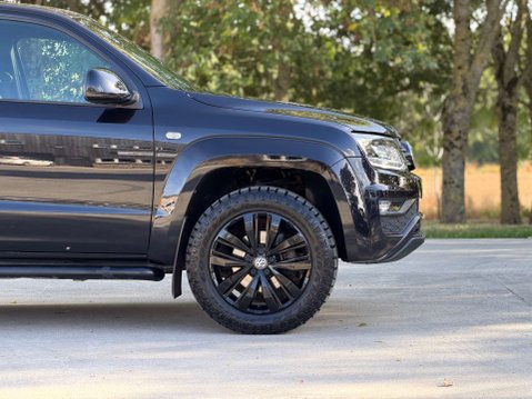 Volkswagen Amarok 3.0 Amarok Aventura Black Edition V6 TDI 4Motion Auto 4WD 22