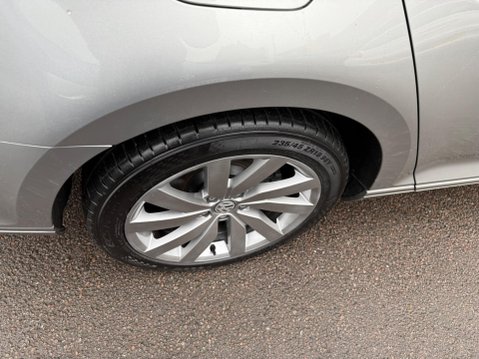 Volkswagen Passat 2.0 TDI BlueMotion Tech SE Business Euro 6 (s/s) 5dr 20