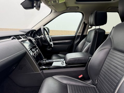 Land Rover Discovery TD6 HSE LUXURY 30