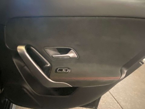 Mercedes-Benz A Class 1.3 A 200 AMG Line Executive Auto 5dr 27