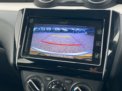 Suzuki Swift SZ-T DUALJET MHEV 13