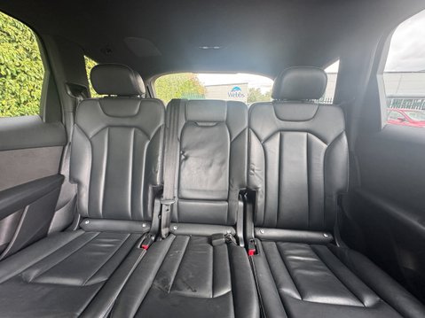 Audi SQ7 4.0 TDI V8 SUV 5dr Diesel Tiptronic quattro Euro 6 (s/s) (435 ps) 9