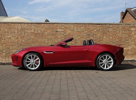 Jaguar F-Type V6 S Convertible 14