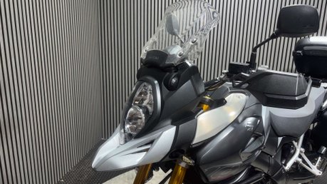 Suzuki V-Strom 1000 2016 ADVENTURE BIKE FULL LUGGAGE NEW MOT SERVICED 38
