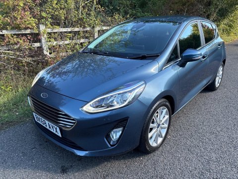 Ford Fiesta TITANIUM 10