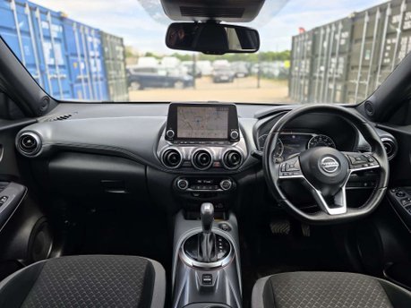 Nissan Juke 1.0 DIG-T N-Connecta SUV 5dr Petrol DCT Auto Euro 6 (s/s) (114 ps) 10