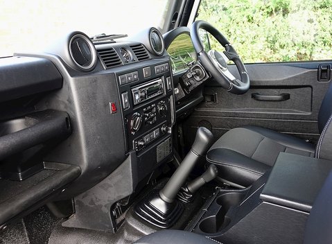 Land Rover 110 XS 3