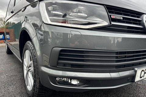 Volkswagen Transporter T32 204 ps Tdi Highline 4Motion DSG Panel Van - Factory Diff Lock 23