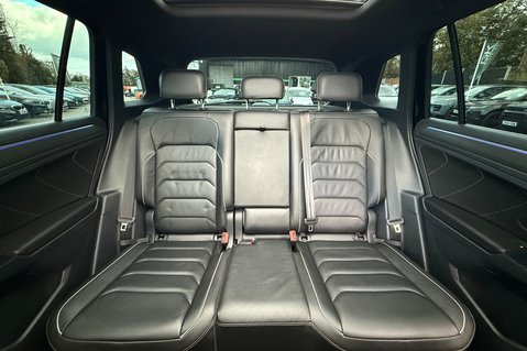 Volkswagen Tiguan R-LINE TDI DSG - RARE LEATHER INTERIOR - APPLE CAR PLAY -CAMERA 17