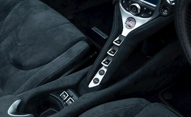 McLaren 720S Spider 23