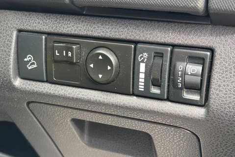 Isuzu D-Max Extended Cab 1.9 4x4 Pickup 25