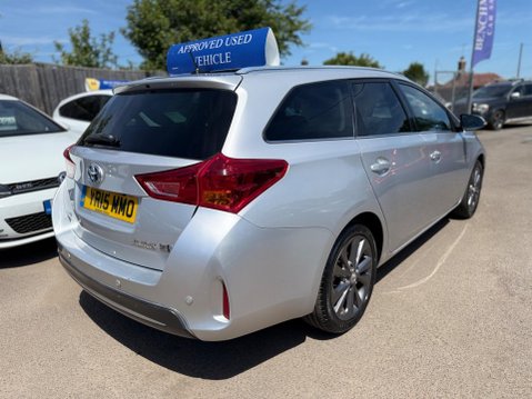 Toyota Auris 1.8 VVT-h Excel Touring Sports CVT Euro 5 (s/s) 5dr 7