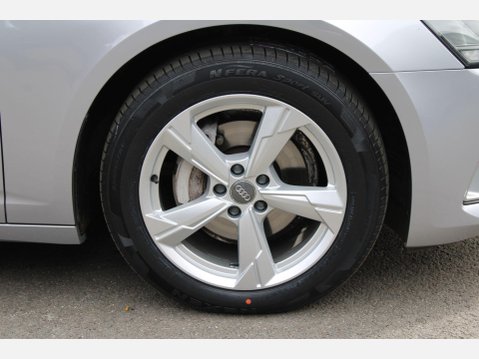 Audi A6 TDI SPORT MHEV 31