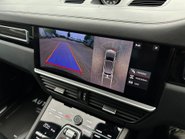 Porsche Cayenne V8 TURBO TIPTRONIC 81