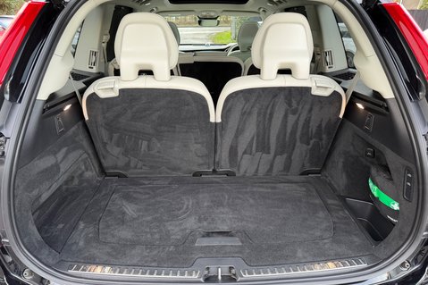 Volvo XC90 RECHARGE T8 ULTIMATE AWD - BLOND LEATHER - VAT QUALIFYING 67